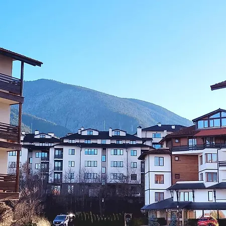 Large Stylish 2-bedroom Near Road, 5 Min To Gondola & Bar Street Apartment Bansko