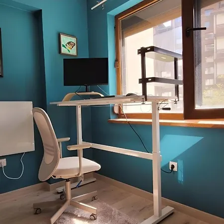 Large Stylish 2-bedroom Near Road, 5 Min To Gondola & Bar Street Bansko